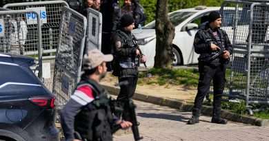 Ataşehir Belediyesi’ne operasyon: Başkan Onursal Adıgüzel gözaltında