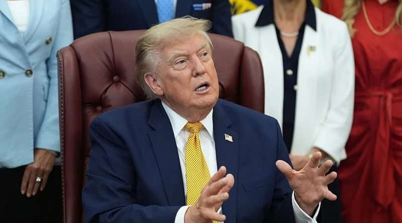 Trump’tan İran’a tehdit: ‘Yönetim hedef alınmadan önceki son şansınız’