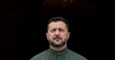 Zelenskiy’den havayollarına uyarı: ‘Rus hava sahası fiilen kapanacak’